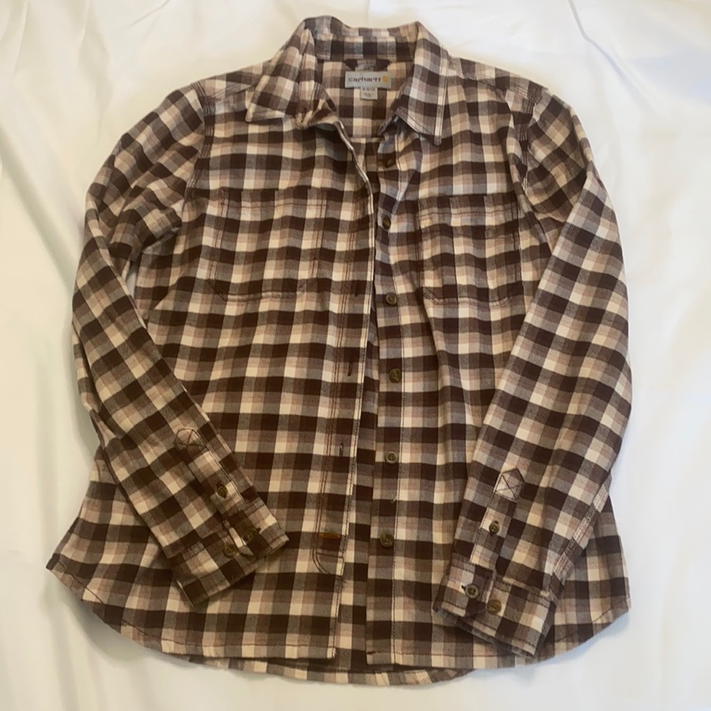 Women’s Carhartt Flannel 🚜
